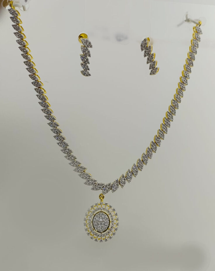 STONE NECKLACE