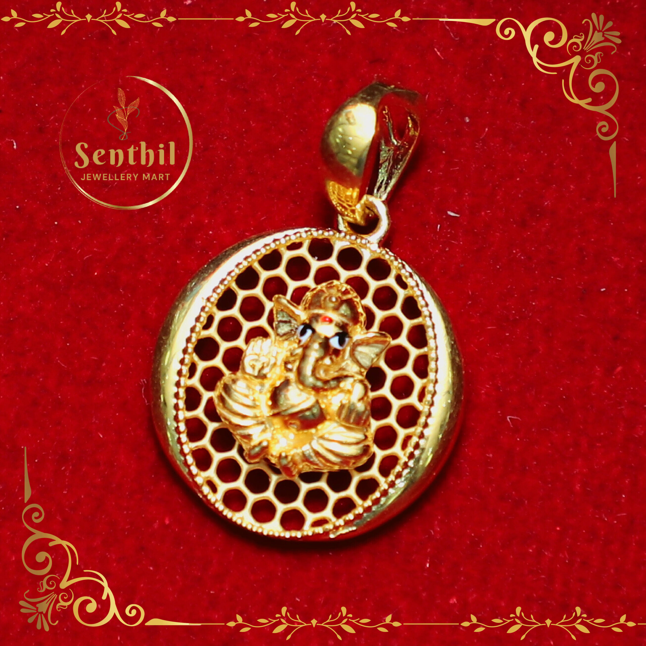 DAILY WEAR PENDENT